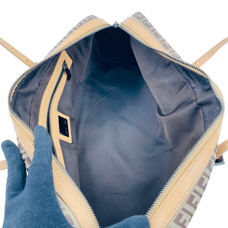 FENDI ズッキーノ ハンドバッグ
