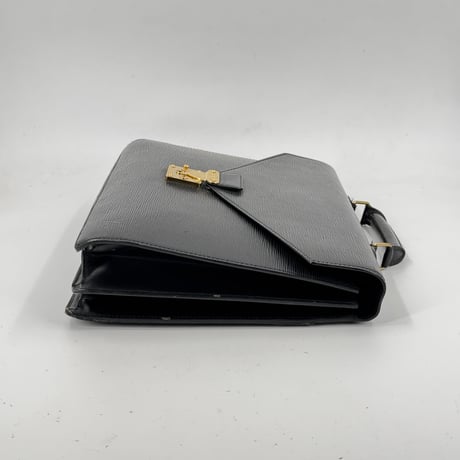 LOUIS VUITTON セルヴィエット・コンセイエ エピ ノワール ハンドバッグ M54422