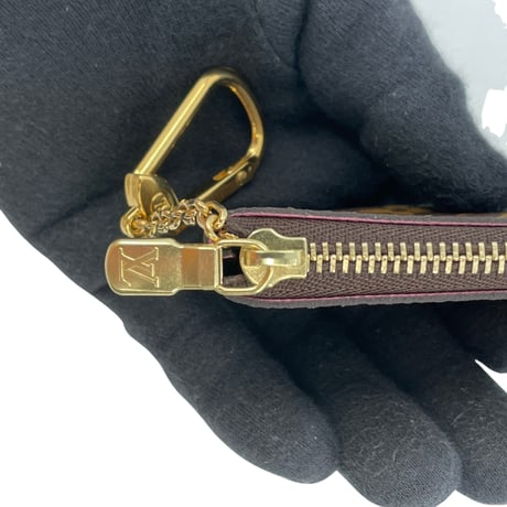 LOUIS VUITTON　ヴィヴィエンヌ　ポシェットクレ