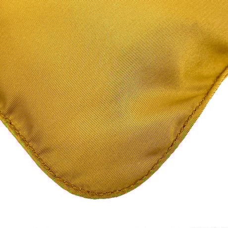 PRADA ナイロン ベージュ クロスボディ ショルダーバッグ