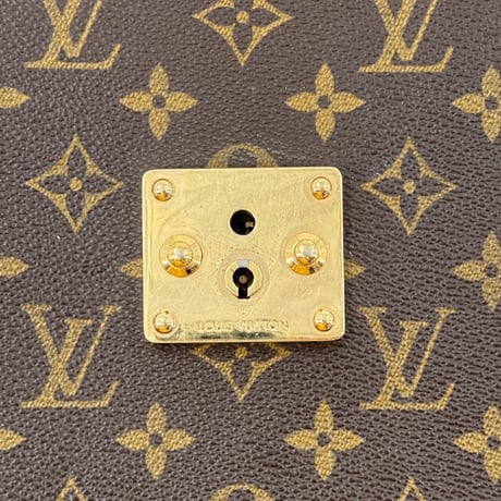 LOUIS VUITTON モノグラム コンセイエ M53331 ビジネスバッグ