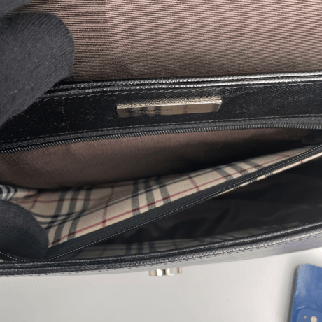 BURBERRY　ショルダーバッグ