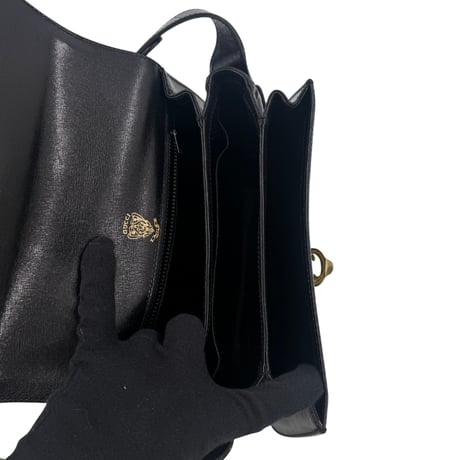 GUCCI　ショルダーバッグ　ブラック