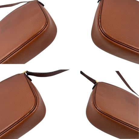 BURBERRY　ショルダーバッグ　ブラウン
