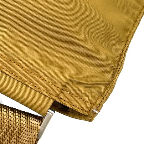 PRADA ナイロン ベージュ クロスボディ ショルダーバッグ