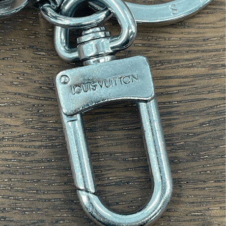 LOUIS VUITTON　キーホルダー　シルバー　メッキ