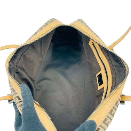 FENDI ズッキーノ ハンドバッグ