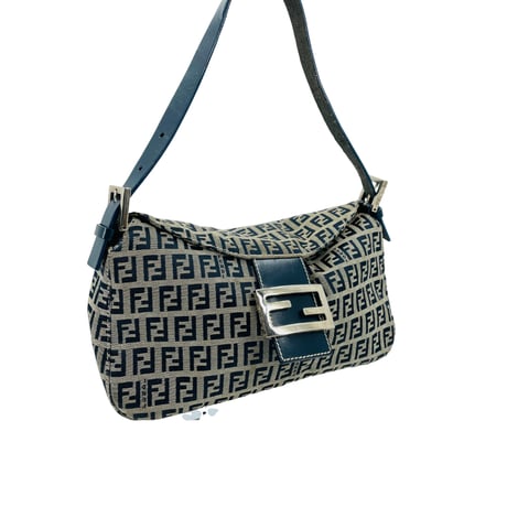 FENDI ズッキーノ マンマバケット