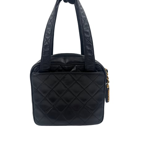 CHANEL　ハンドバッグ　ラムスキン　ブラック