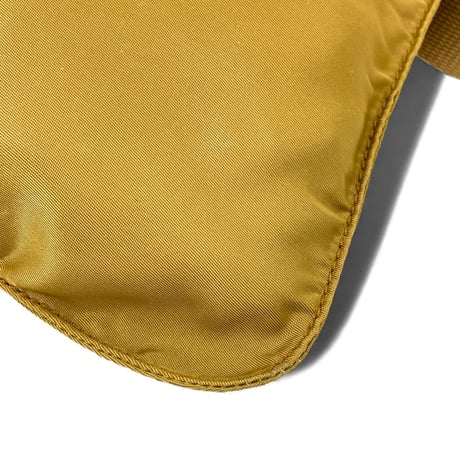 PRADA ナイロン ベージュ クロスボディ ショルダーバッグ