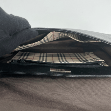 BURBERRY　ショルダーバッグ