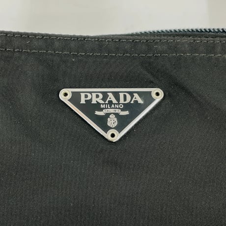 PRADAショルダー　ナイロン　ブラック