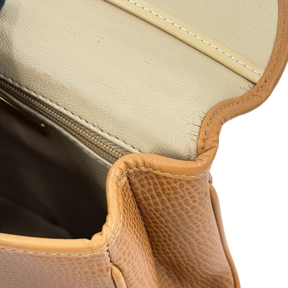 69c353bf65b8200001dc72dc