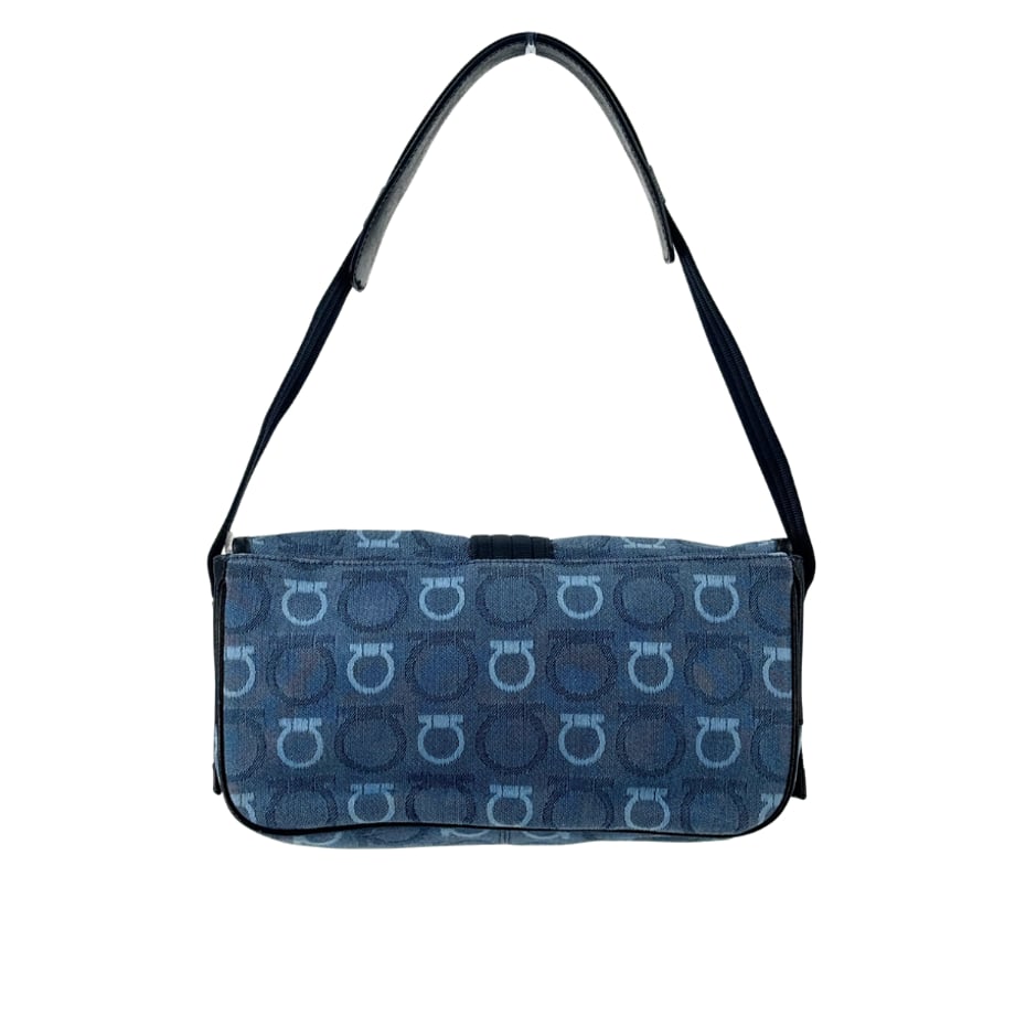 69412cb67ae4bd00017d3eb9