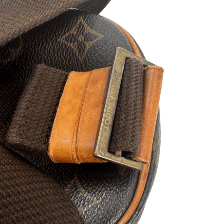 LOUIS VUITTON　ボディバッグ　モノグラム