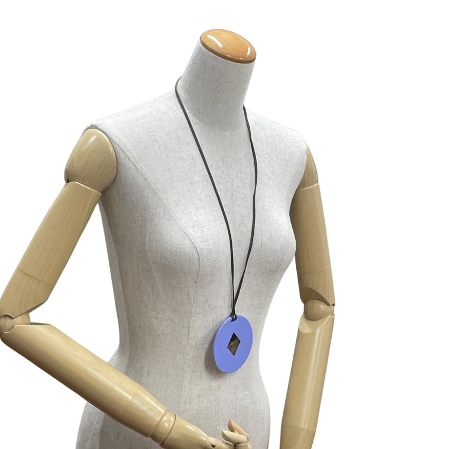 6914266368911900010bdeeb