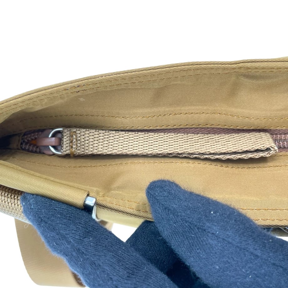 69951f3dccd49a0001ae1d12