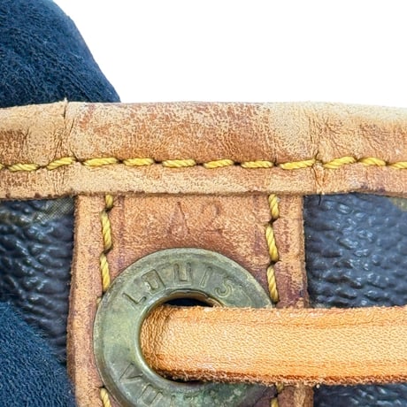 LOUIS VUITTON モノグラム プチノエ M42226 ショルダーバッグ