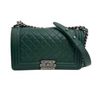 CHANEL　チェーンクラッチ