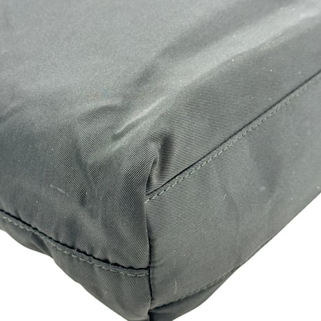 PRADA テスート ブラック ショルダーバッグ