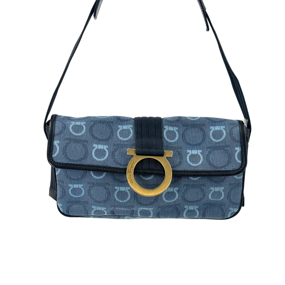 69412cb67ae4bd00017d3eb9