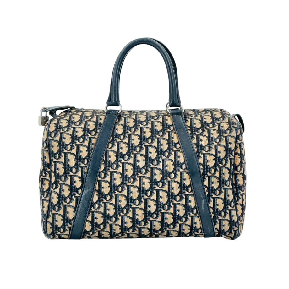 6960684200d7d500018b3cc0