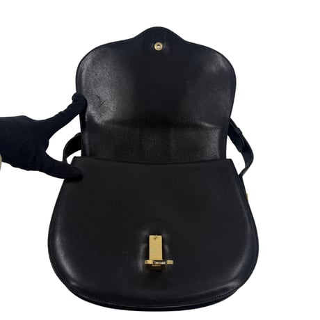 GUCCI　ショルダーバッグ　ブラック