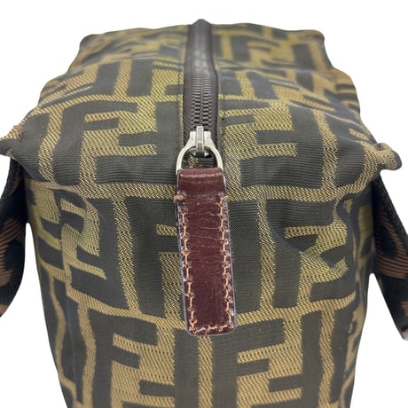 FENDI ズッカ ナイロン ハンドバッグハンドバッグ