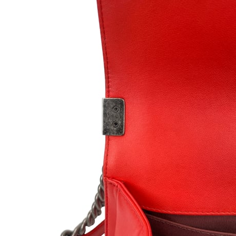 CHANEL　ボーイシャネル　Vステッチ