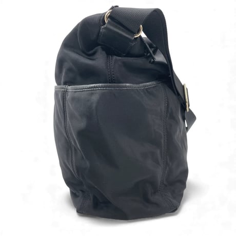 KATE SPADE New York ユニセックス ブラック ナイロン クロスボディ ショルダーバッグ