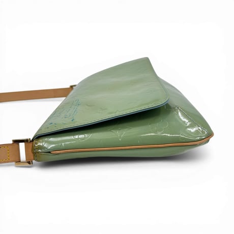 LOUIS VUITTON モノグラム ヴェルニ トンプソンストリート M91009 ショルダー