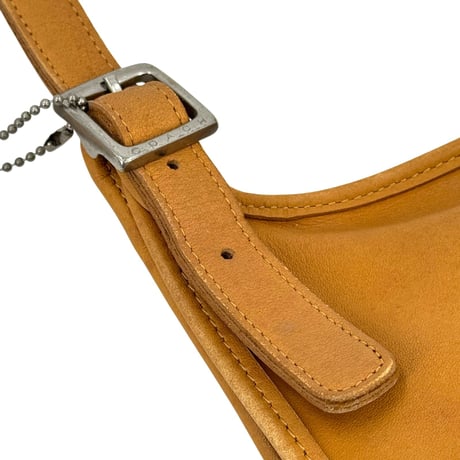 COACH オールドコーチ レザー ショルダーバッグ