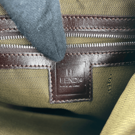 FENDI　ズッカ　ショルダーバッグ