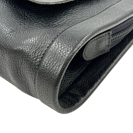 IL BISONTE レザー ブラック ショルダーバッグ