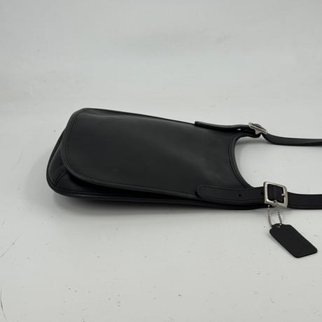 COACH オールドコーチ ブラック ハンドクラフト レザー ショルダーバッグ
