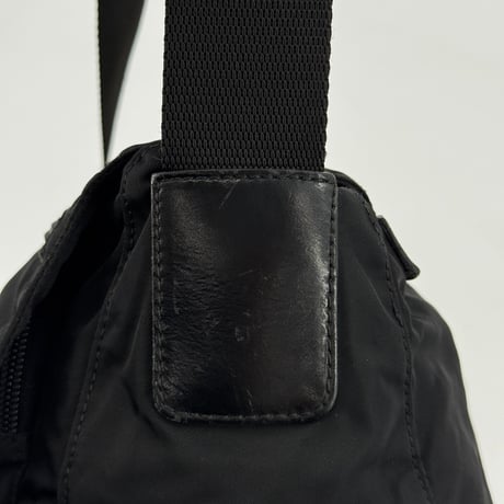 PRADA ミラノ テスートナイロン ブラック ショルダーバッグ