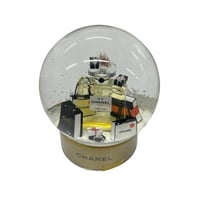 CHANEL　スノードーム