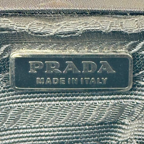 PRADA テスート 小銭入れ