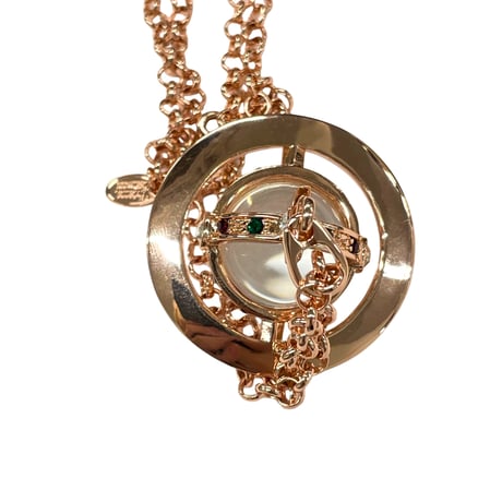 Vivienne Westwood　立体オーブ　ピンク