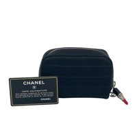 CHANEL　ポーチ　サティンレザー ブラック 　RA350