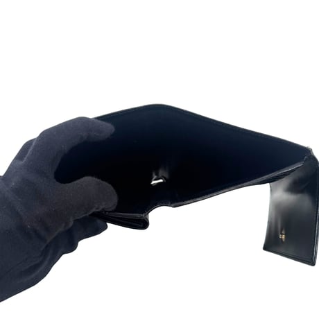 Cartier　２つ折り長財布　サファイア