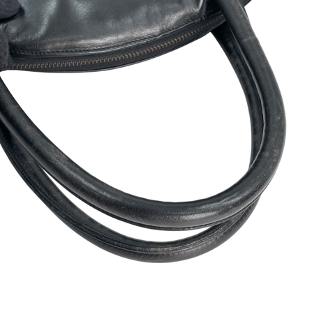 FENDI　ハンドバッグ　レザー