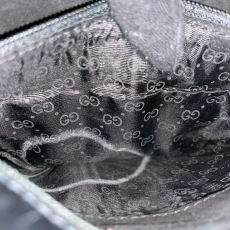 GUCCI　インターロッキングロゴショルダー