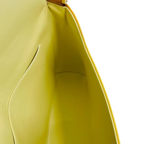 LOUIS VUITTON モノグラム ヴェルニス トンプソンストリート イエロー M91071 ショルダーバッグ