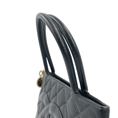 CHANEL　キャビアスキンデカココマーク　Wチェーントートバッグ