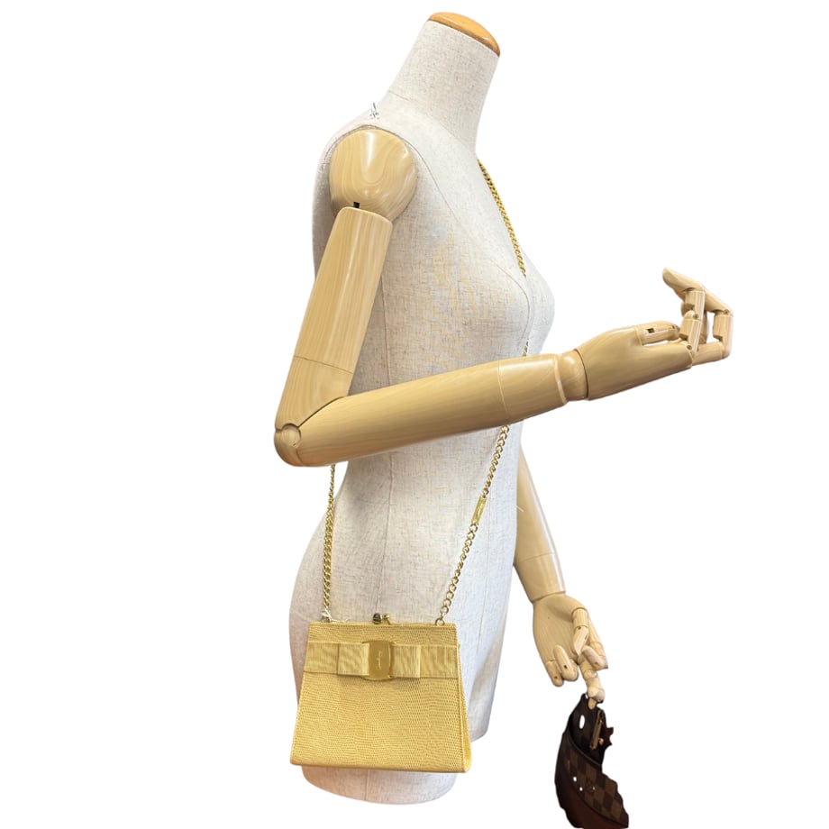 6932970e8c0c2700015f71ac