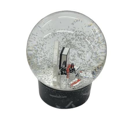 CHANEL　スノードーム