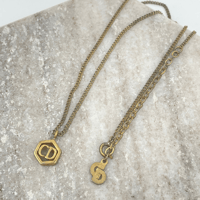 Dior　ネックレス　ロゴ RB138