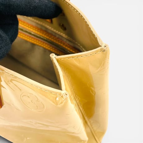 LOUIS VUITTON モノグラム ヴェルニス ベージュリードPM M91334 レディース ハンドバッグ