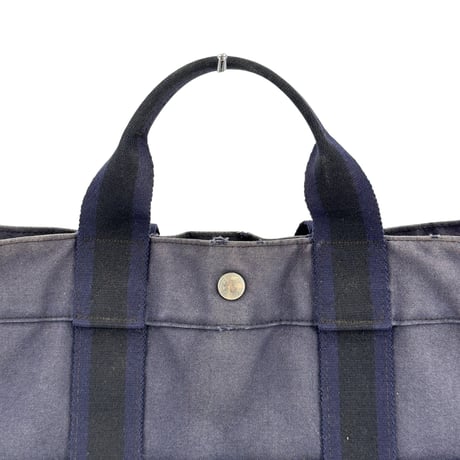 HERMES ブラック×ネイビー サックフールトゥーMM ハンドバッグ